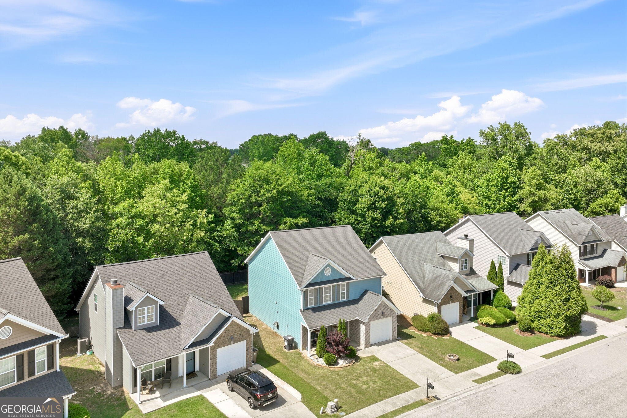 6825 White Walnut WAY