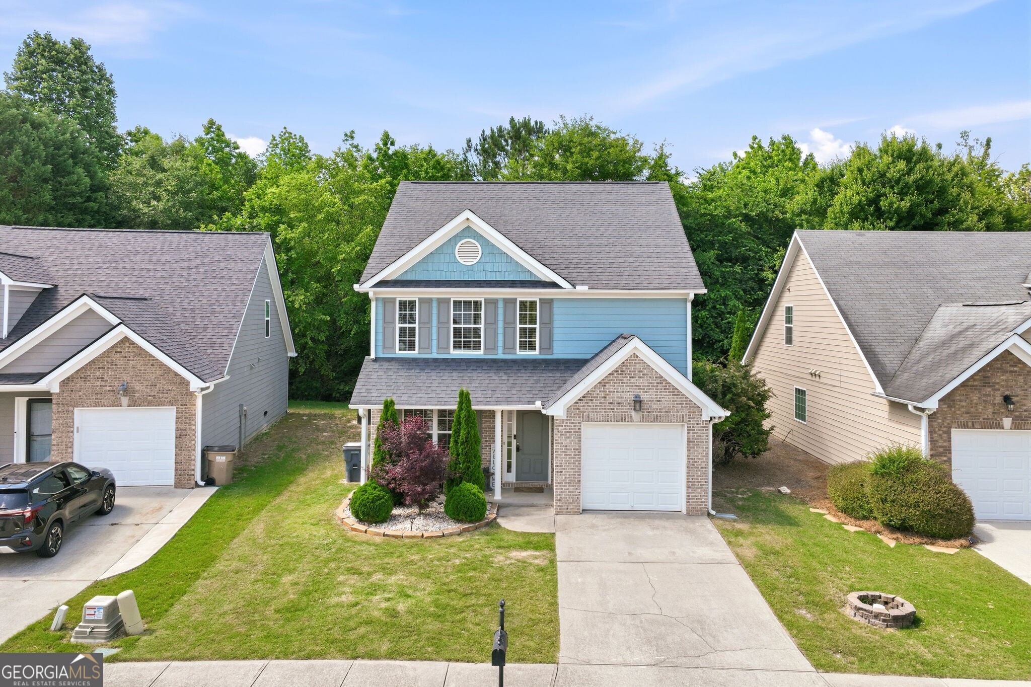 6825 White Walnut WAY