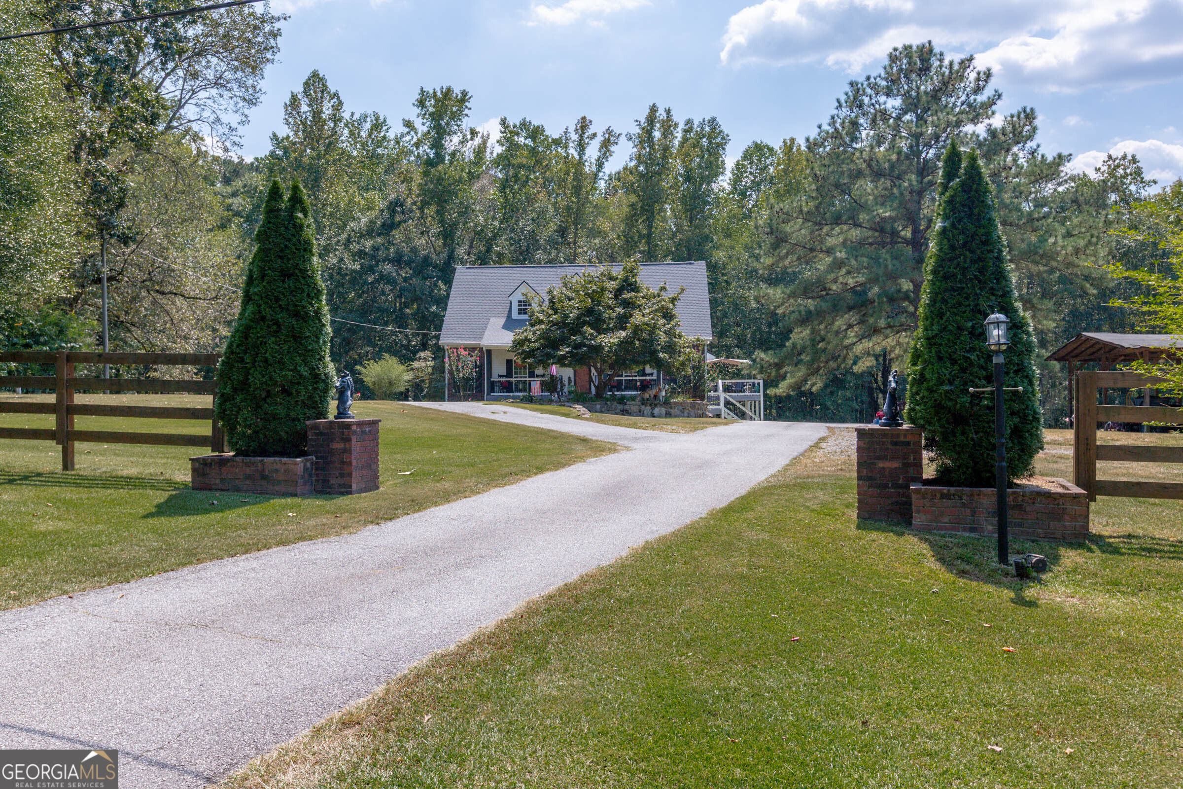 460 Rivers RD