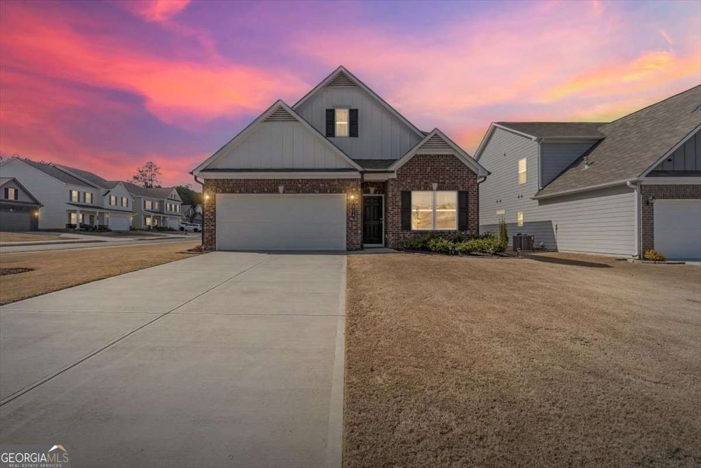 Photo of 514 Denton Drive, Adairsville, GA 30103 (MLS # 10694285)