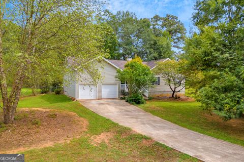 A home in Carnesville