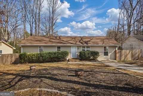 Photo of 414 Hemlock Dr, Lawrenceville, GA 30046 (MLS # 10697404)