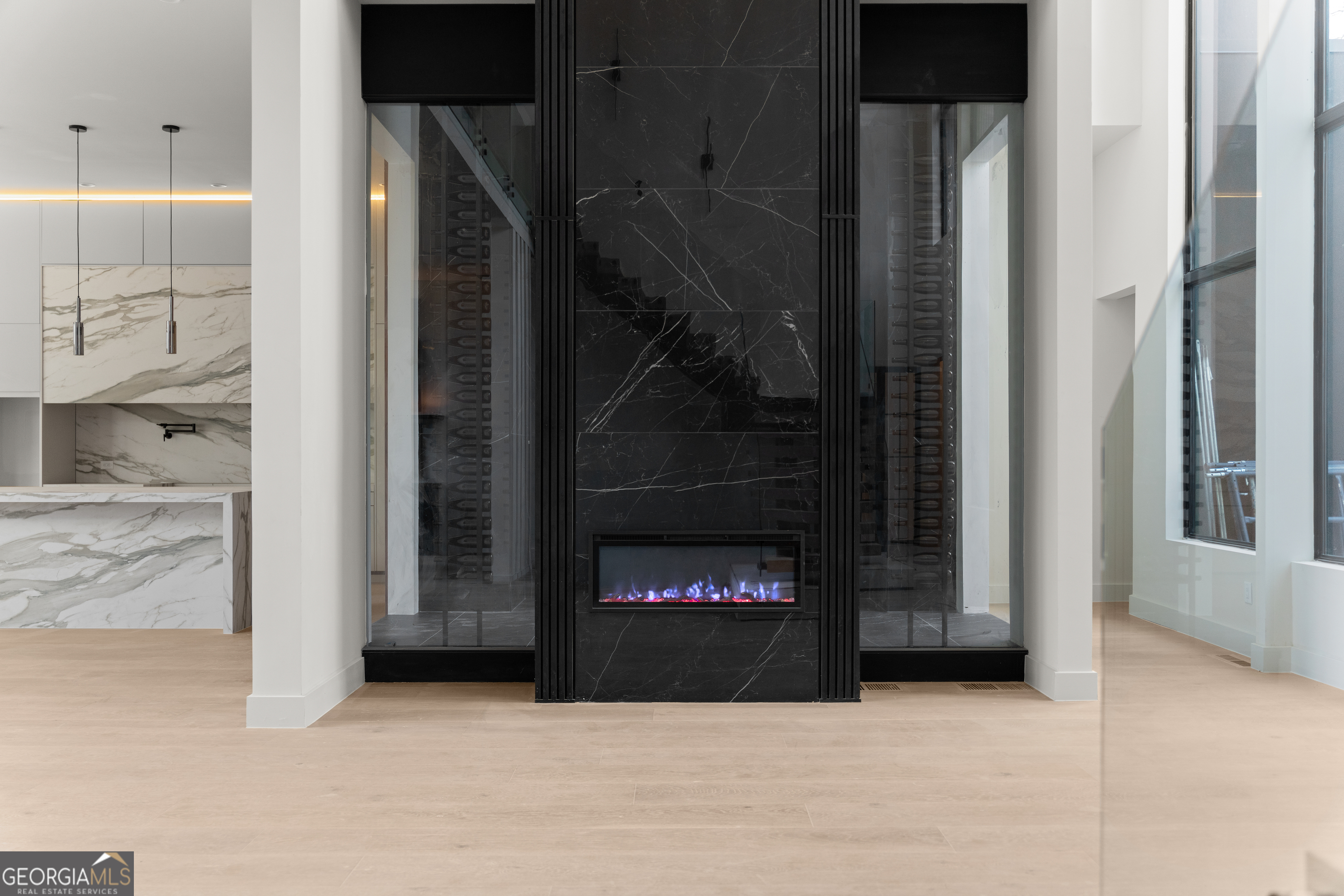 2147 Briarwillow DR NE