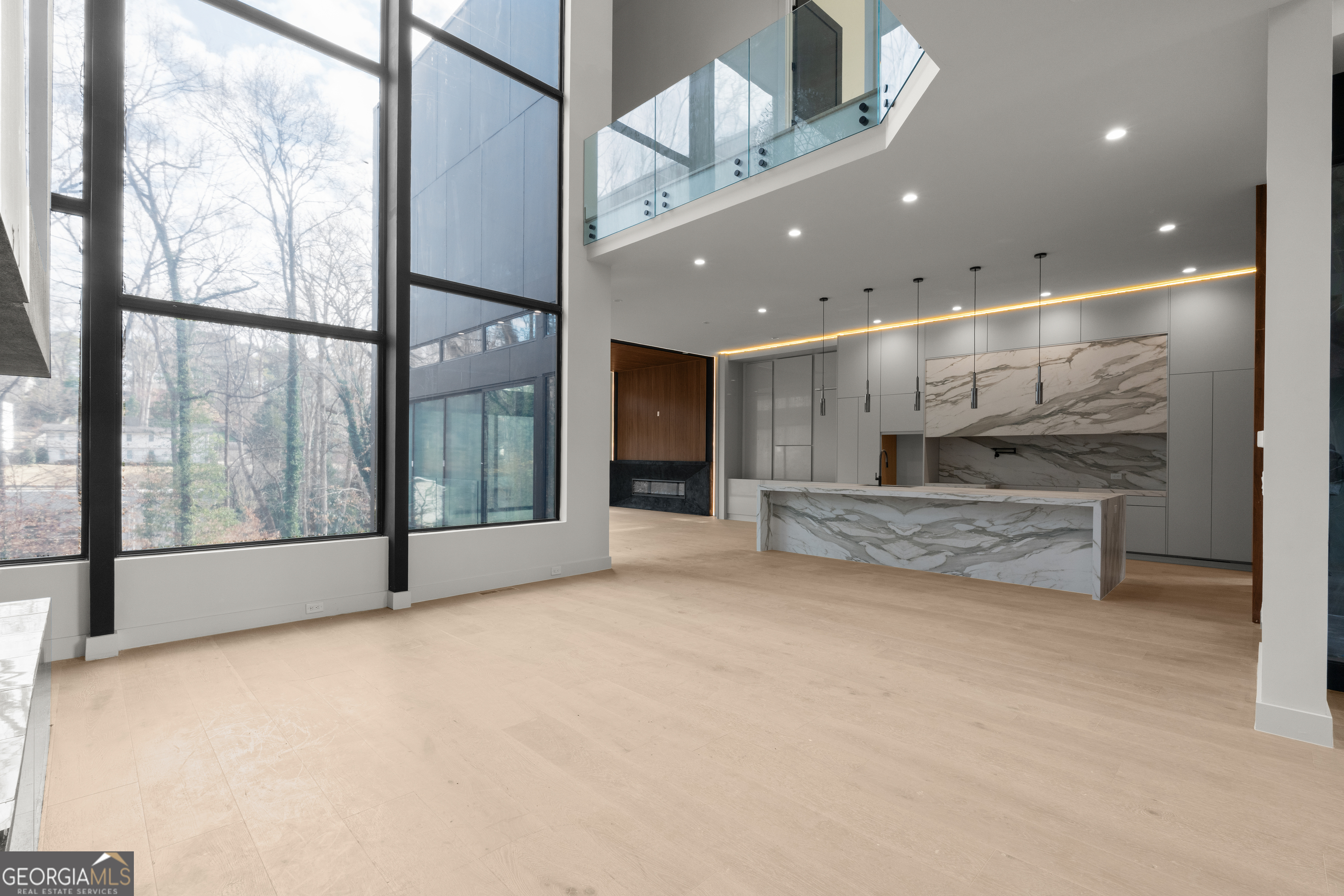 2147 Briarwillow DR NE