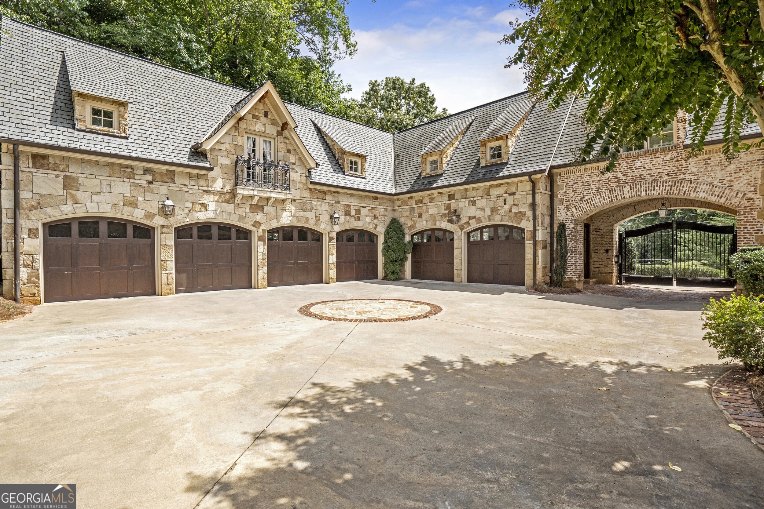 Atlanta Country Club - Residential