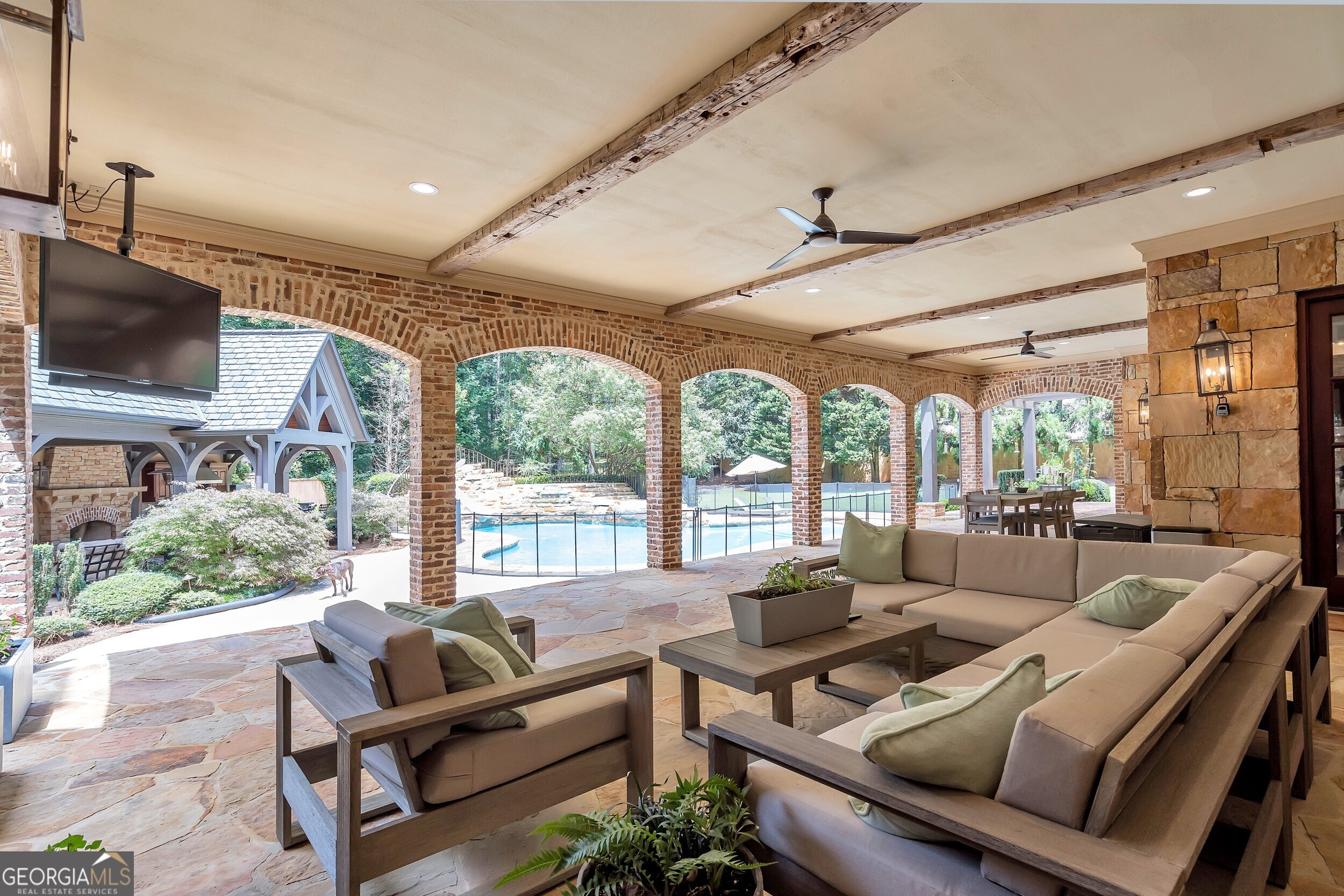 Atlanta Country Club - Residential