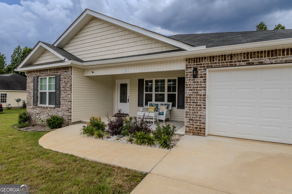 Photo of 150 Long Pines Circle, East Dublin, GA 31027 (MLS # 10787760)