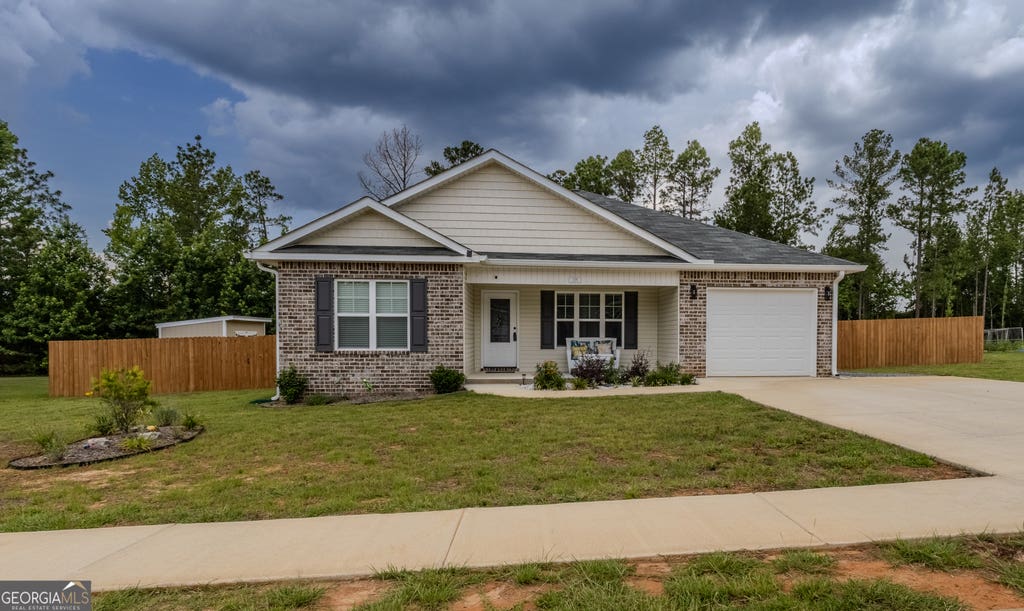 Photo of 150 Long Pines Circle, East Dublin, GA 31027 (MLS # 10787760)