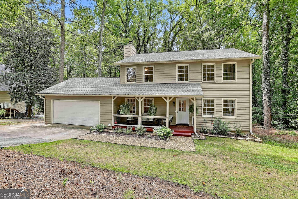Photo of 195 Oak Street, Fayetteville, GA 30215 (MLS # 10813360)