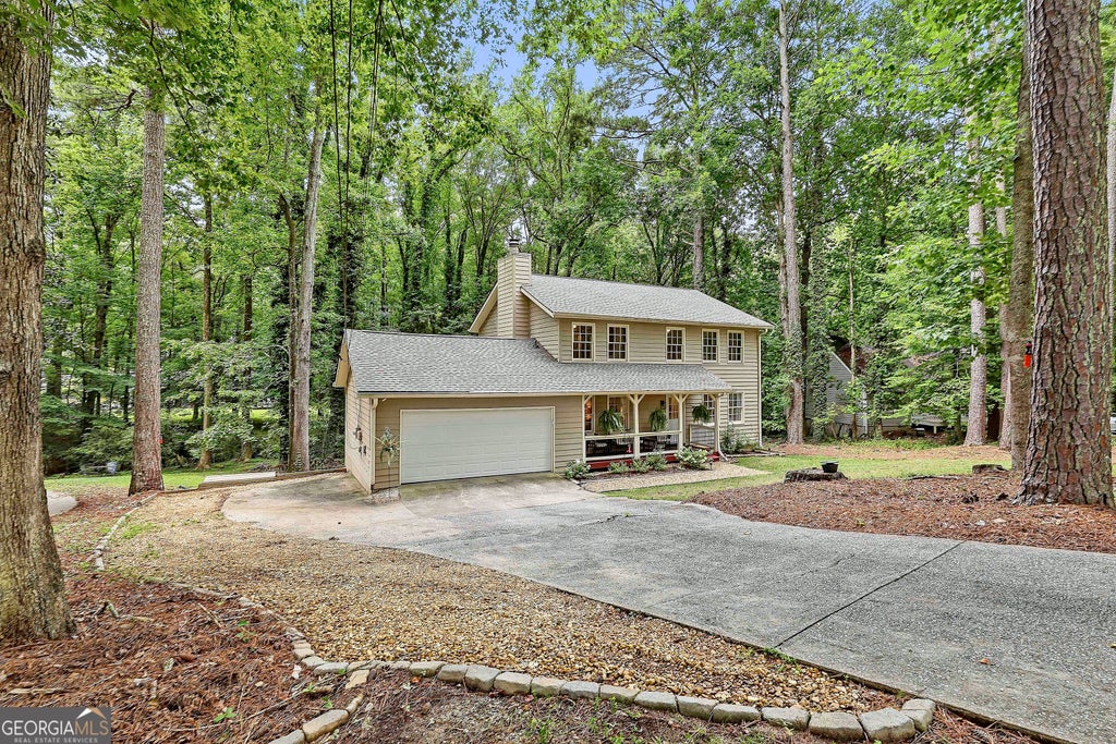 Photo of 195 Oak Street, Fayetteville, GA 30215 (MLS # 10813360)