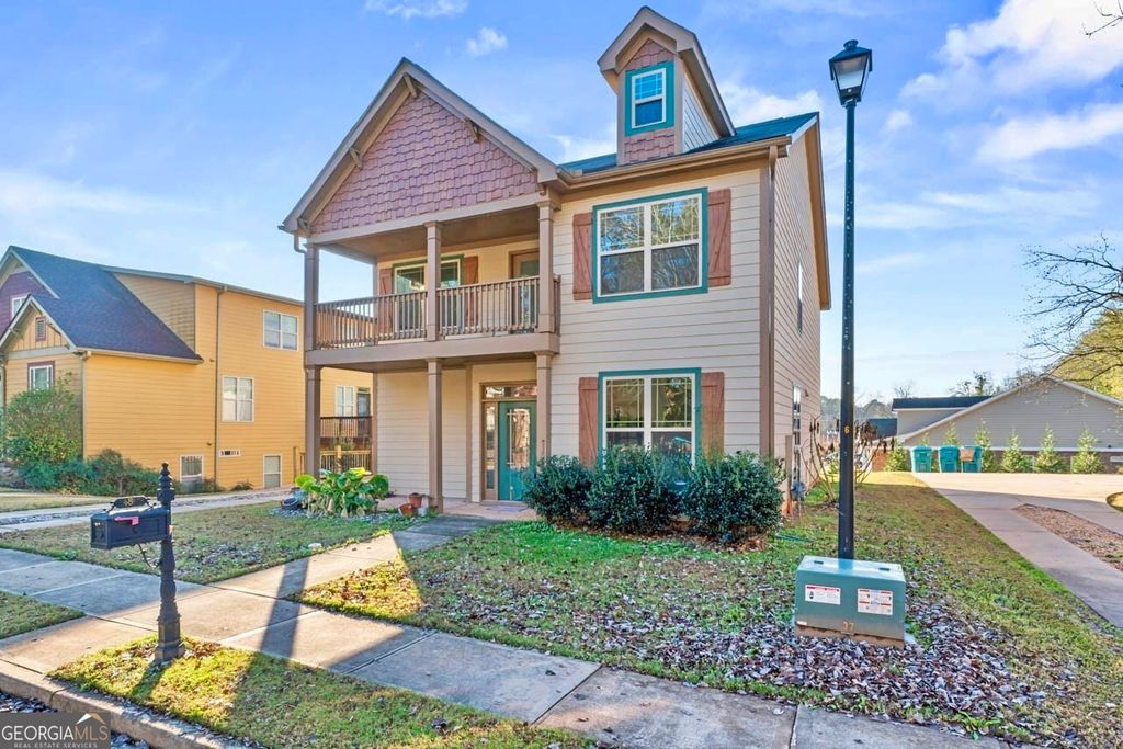 Photo of 48 MAGNOLIA Parkway, Hampton, GA 30228 (MLS # 10676367)