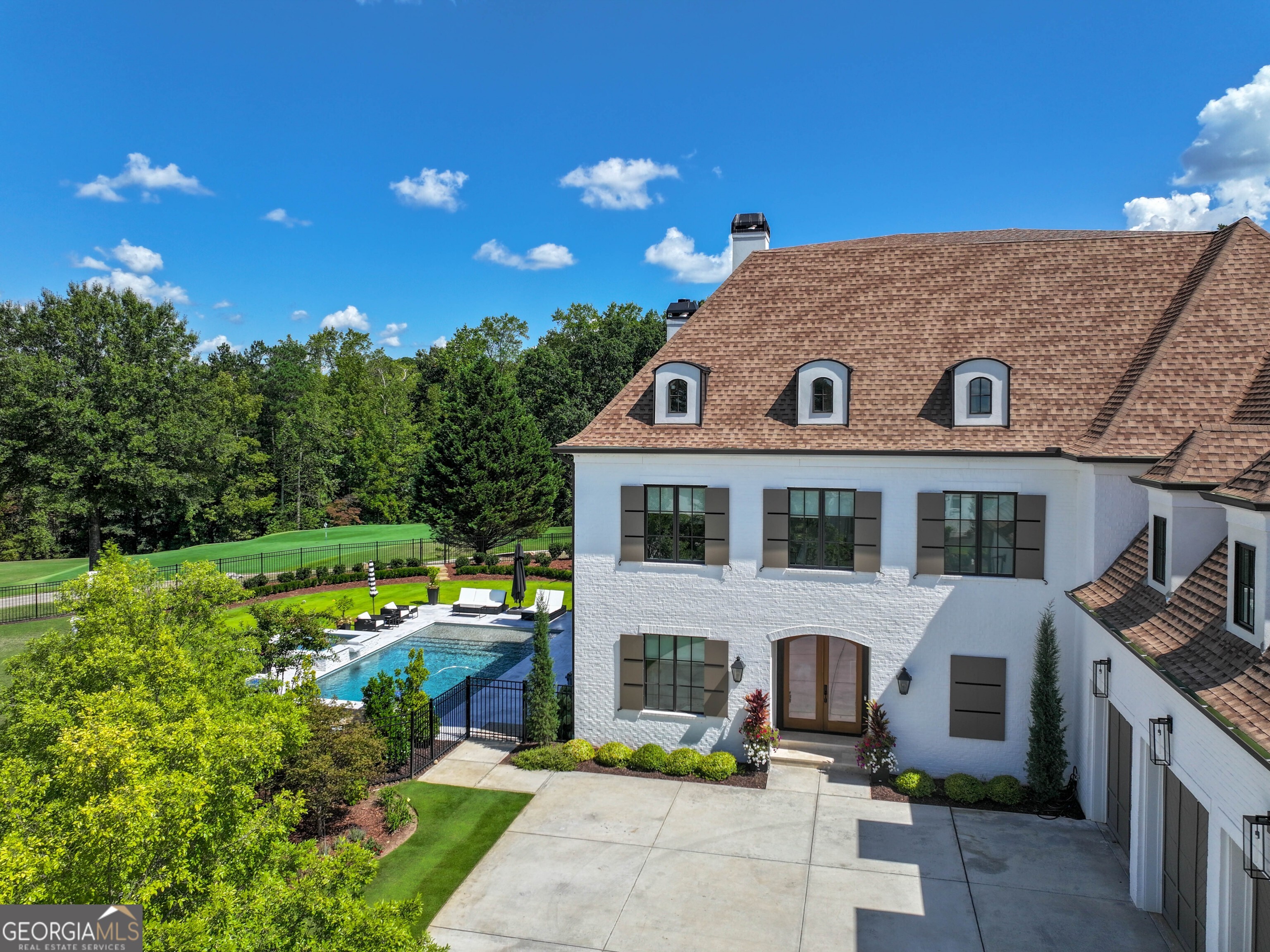 The Manor - Residential