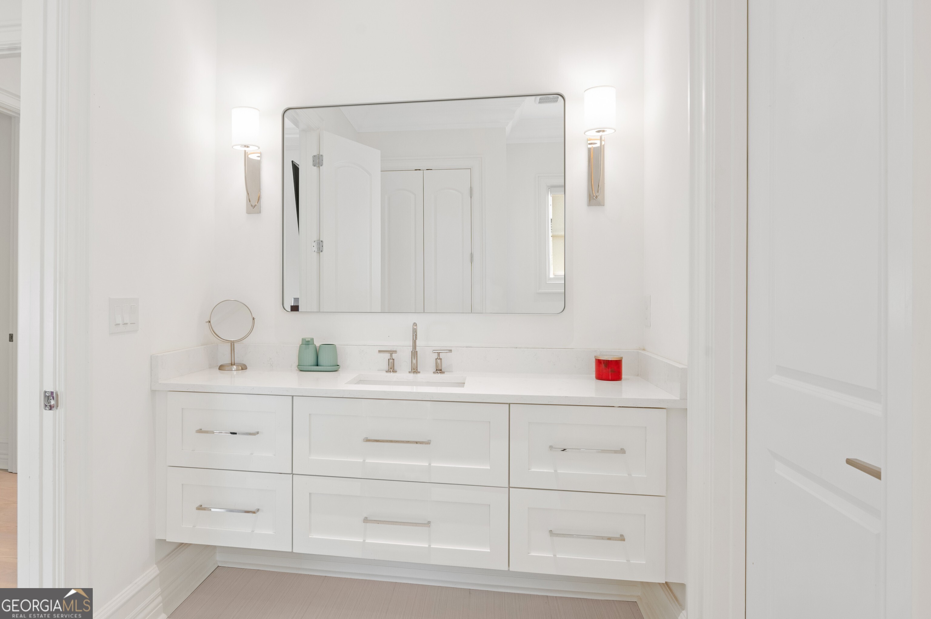 The Manor - Residential