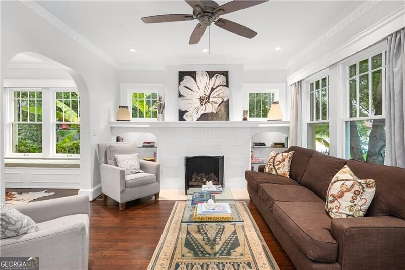 1064 Glenwood AVE SE