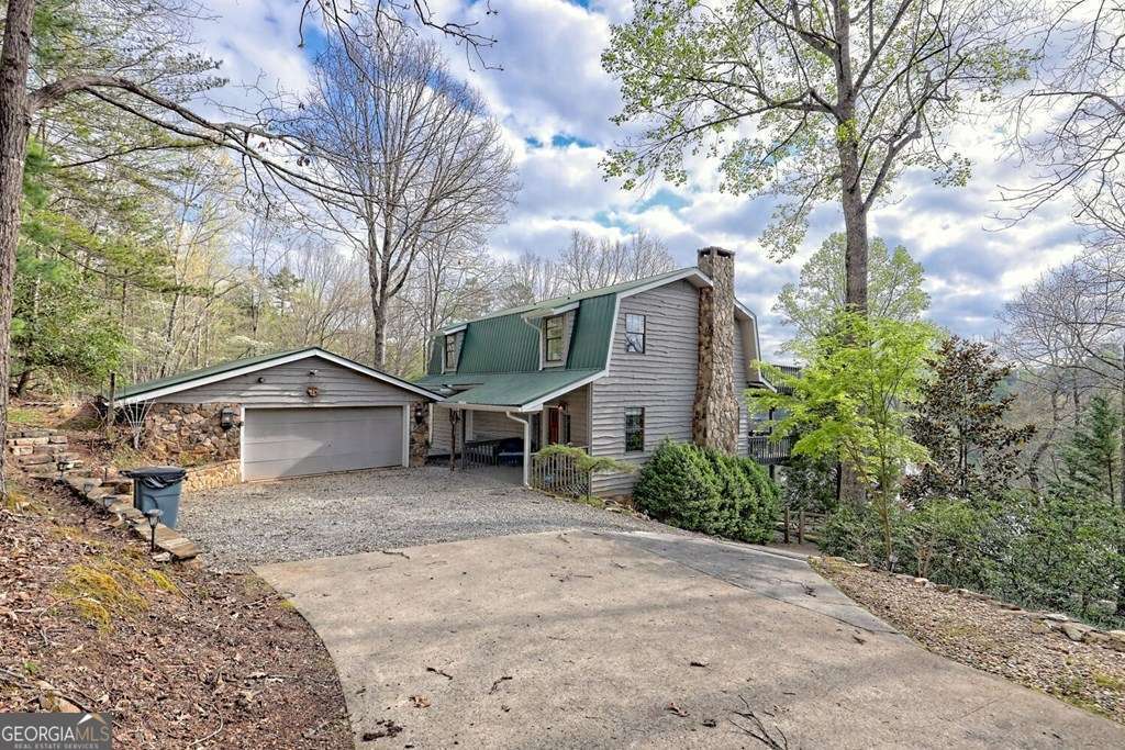 1243 Forest DR