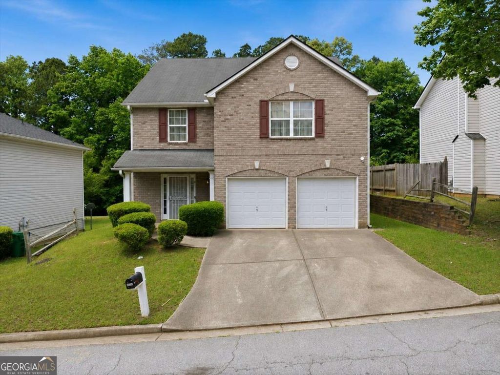 Photo of 3867 Riverside Parkway, Decatur, GA 30034 (MLS # 10758641)
