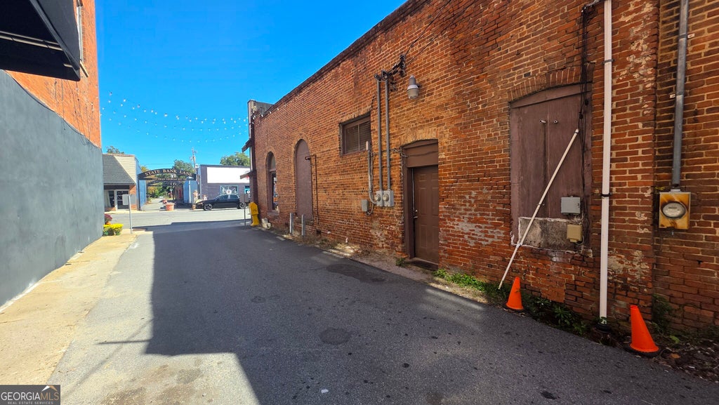 Photo of 123 N 2nd Street, Cochran, GA 31014 (MLS # 10876216)