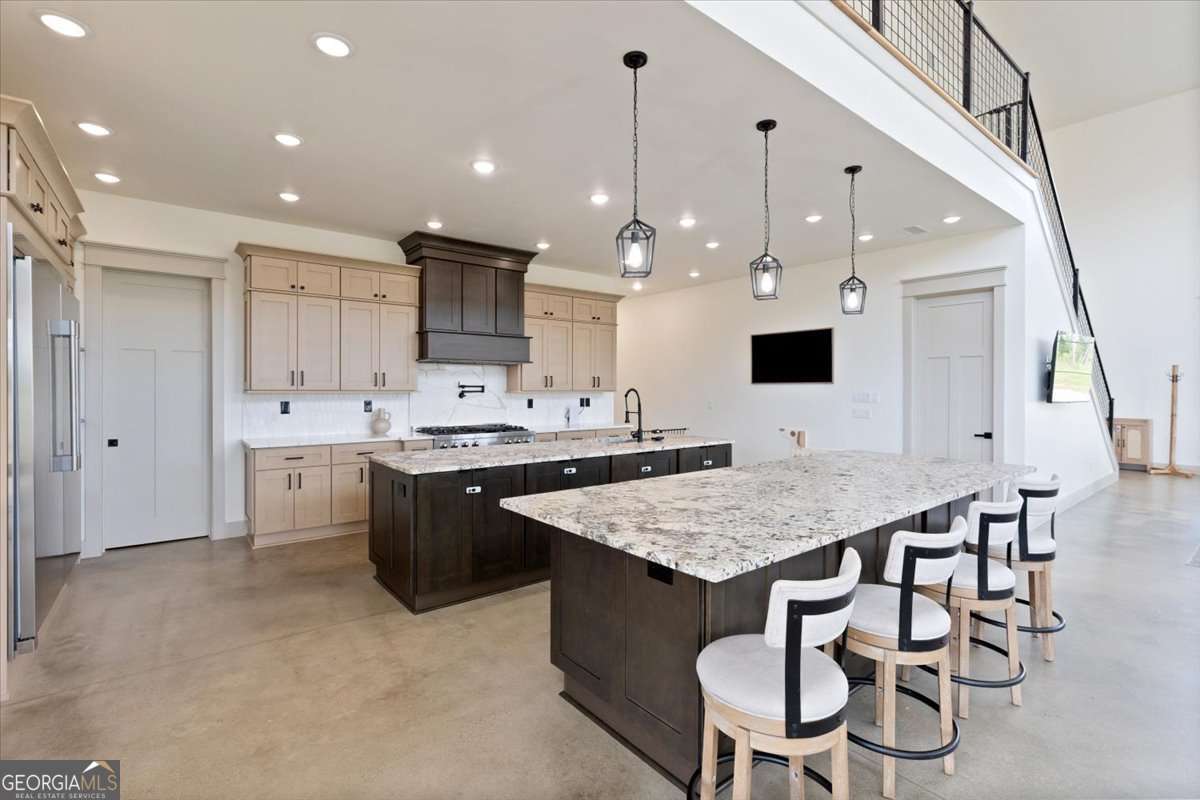 664 Wiggins RD