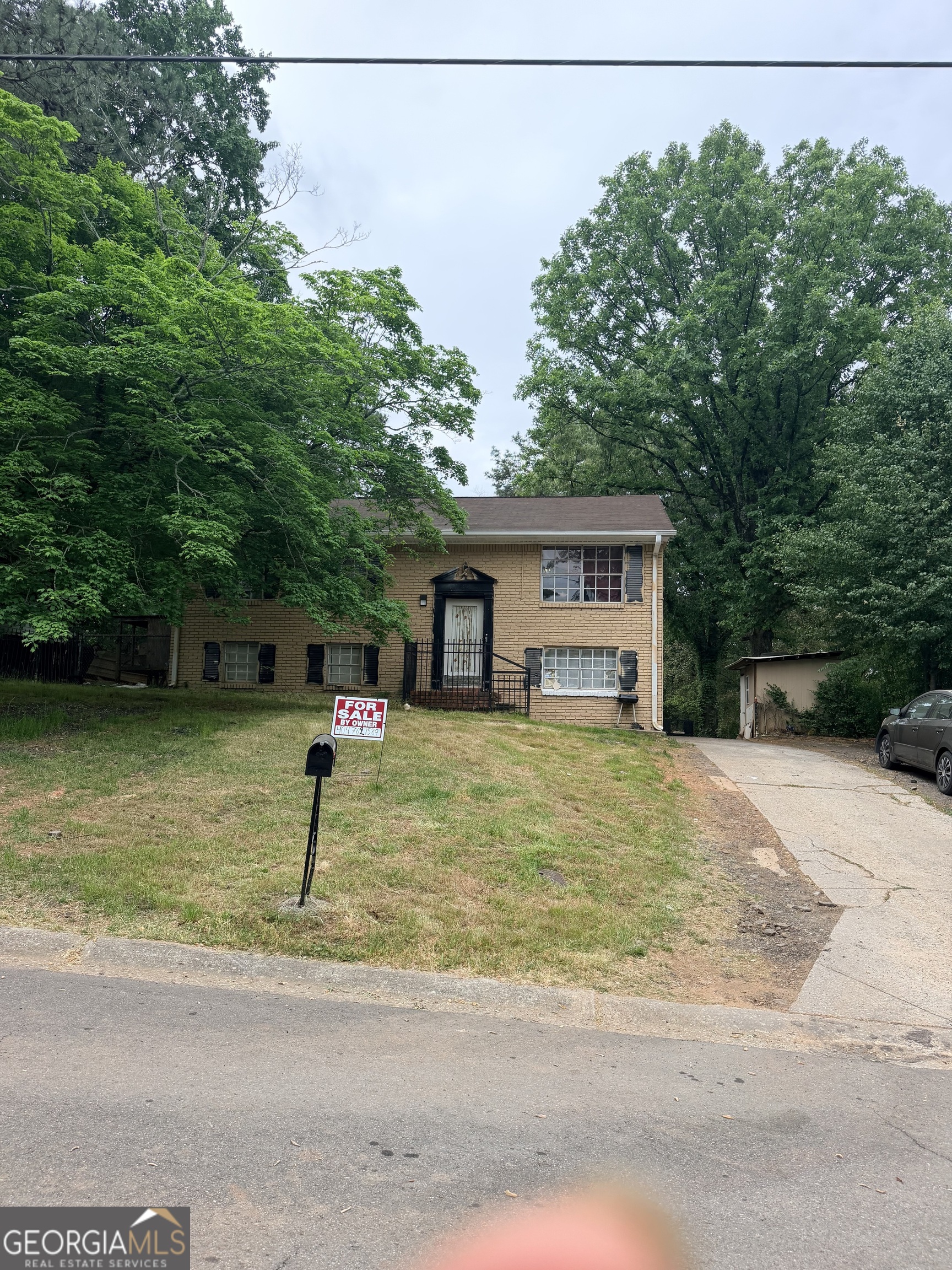 883 Brian LN