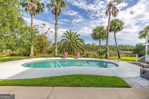 A home in St Simons Island