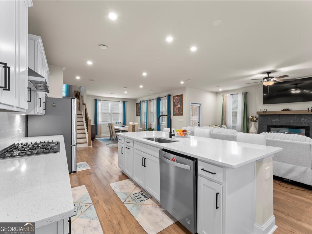 2456 Hidden Creek RD