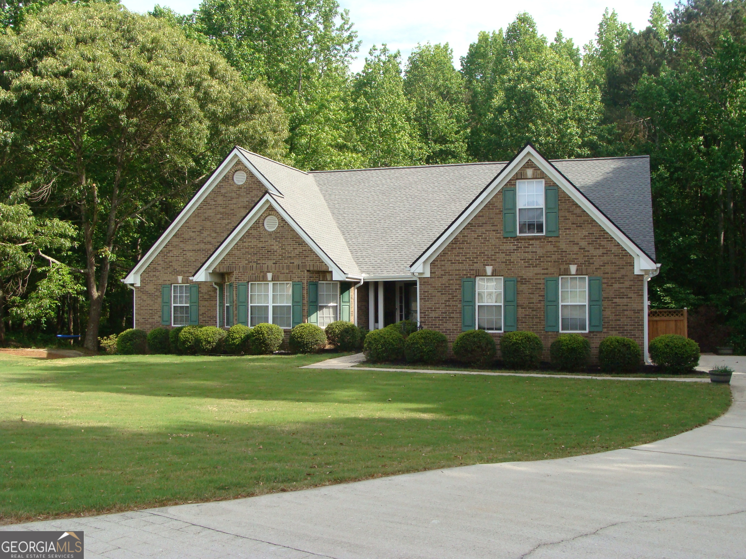 1611 Lake View CT