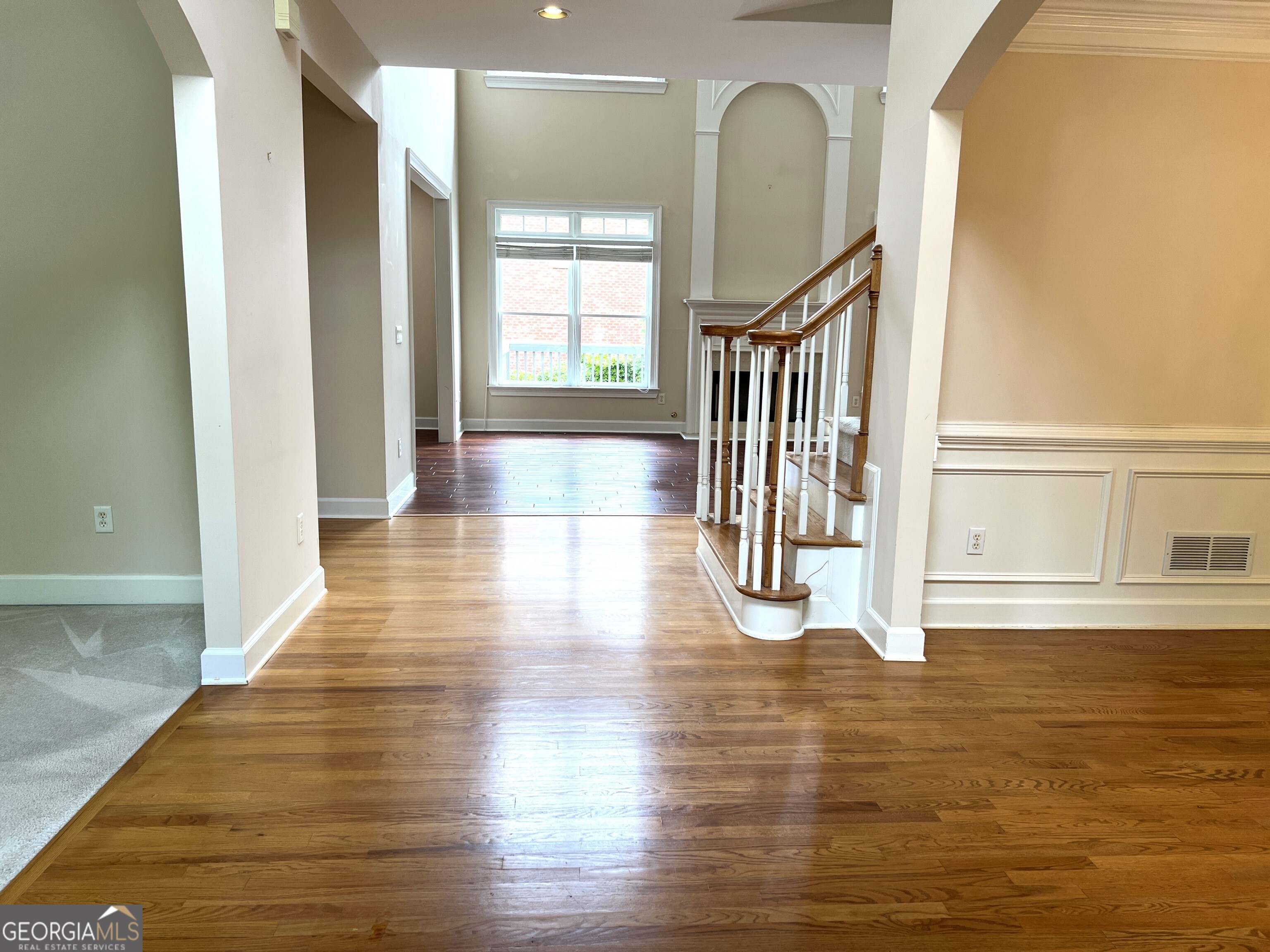 4091 Oberon CT SE