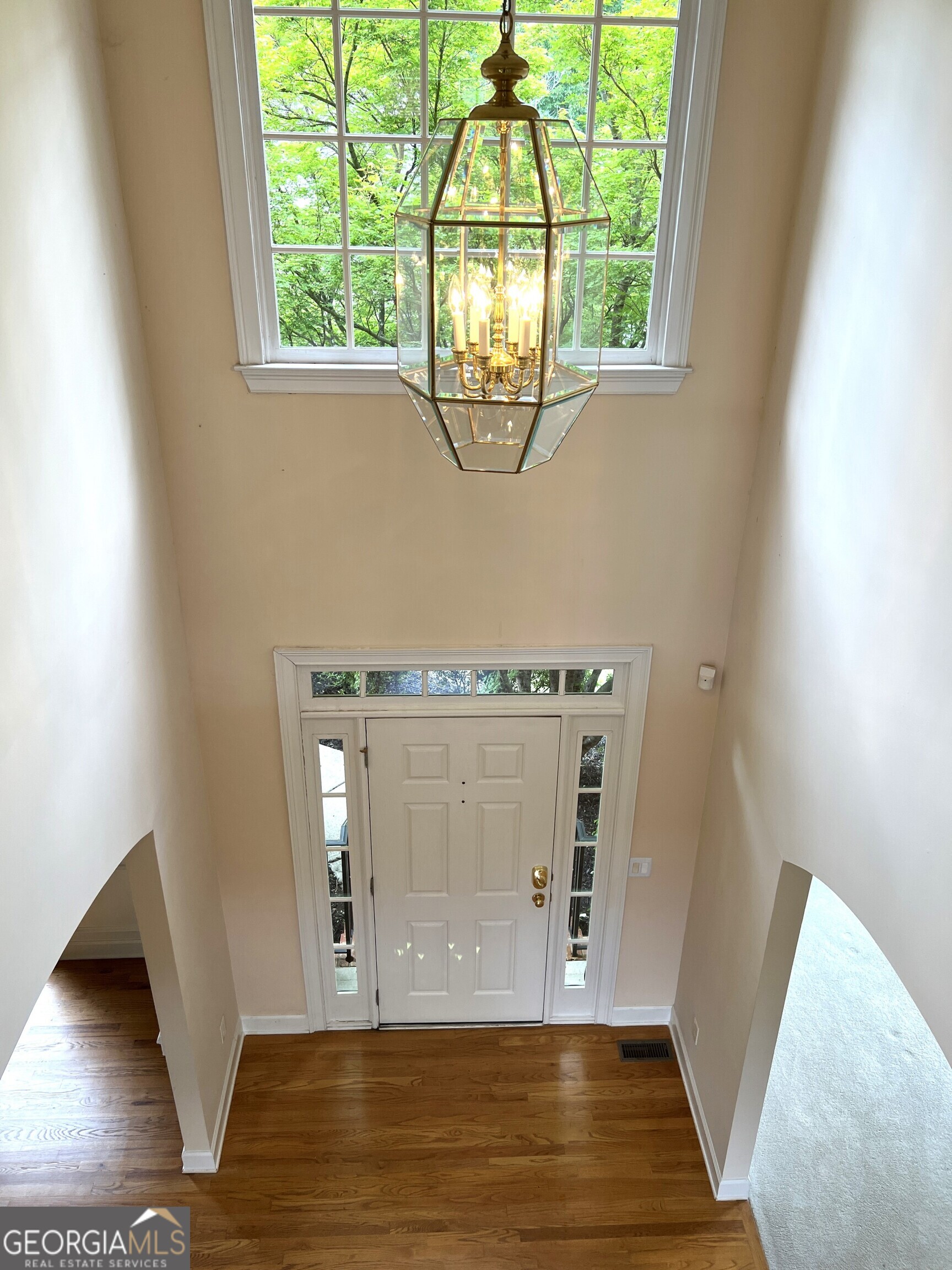4091 Oberon CT SE