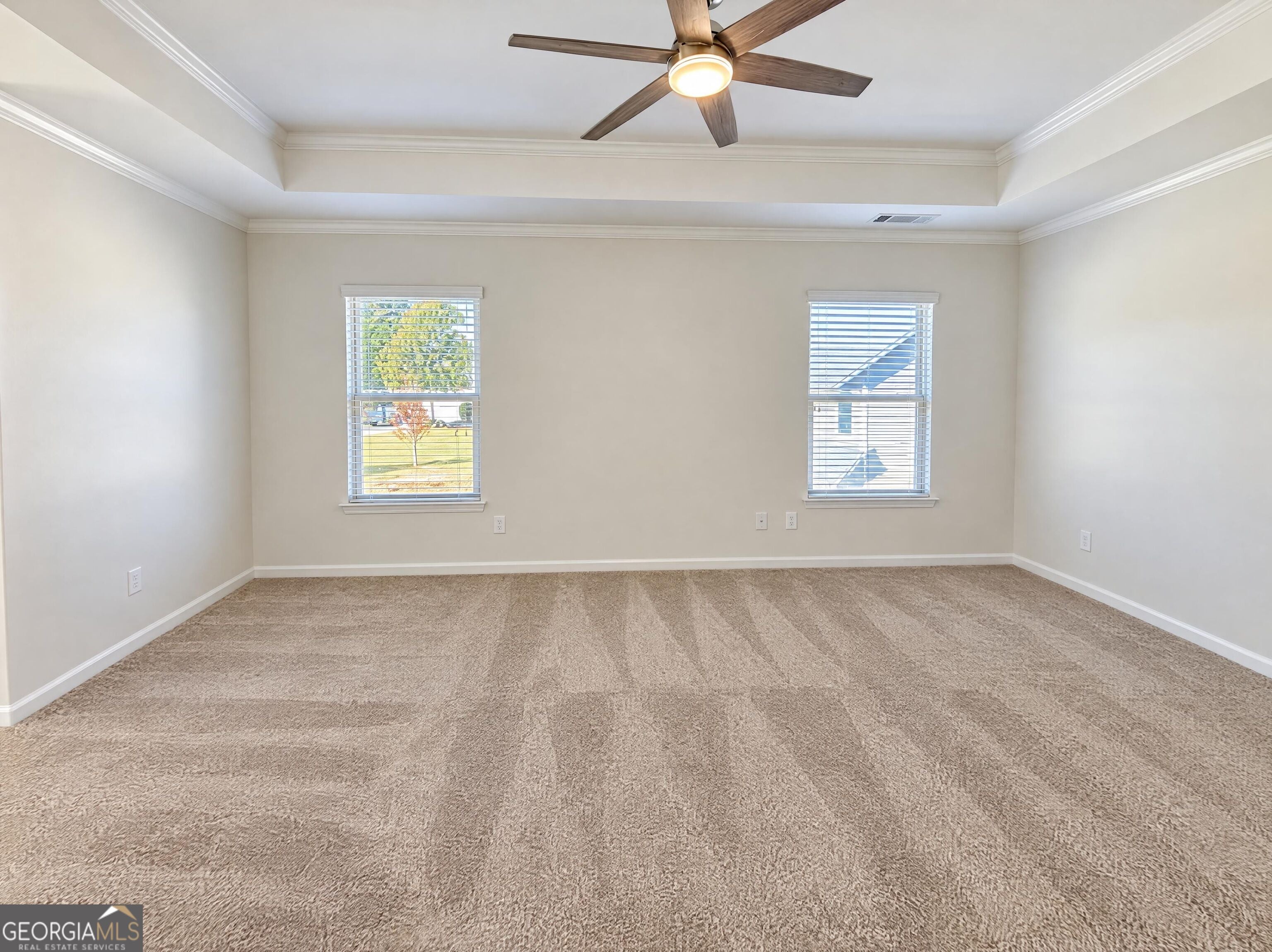 9410 Woodland Tree LN