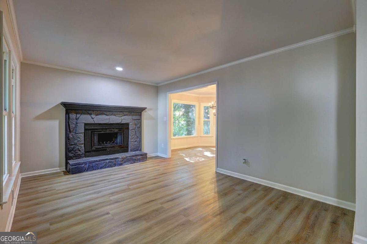 Lake Chase - Residential