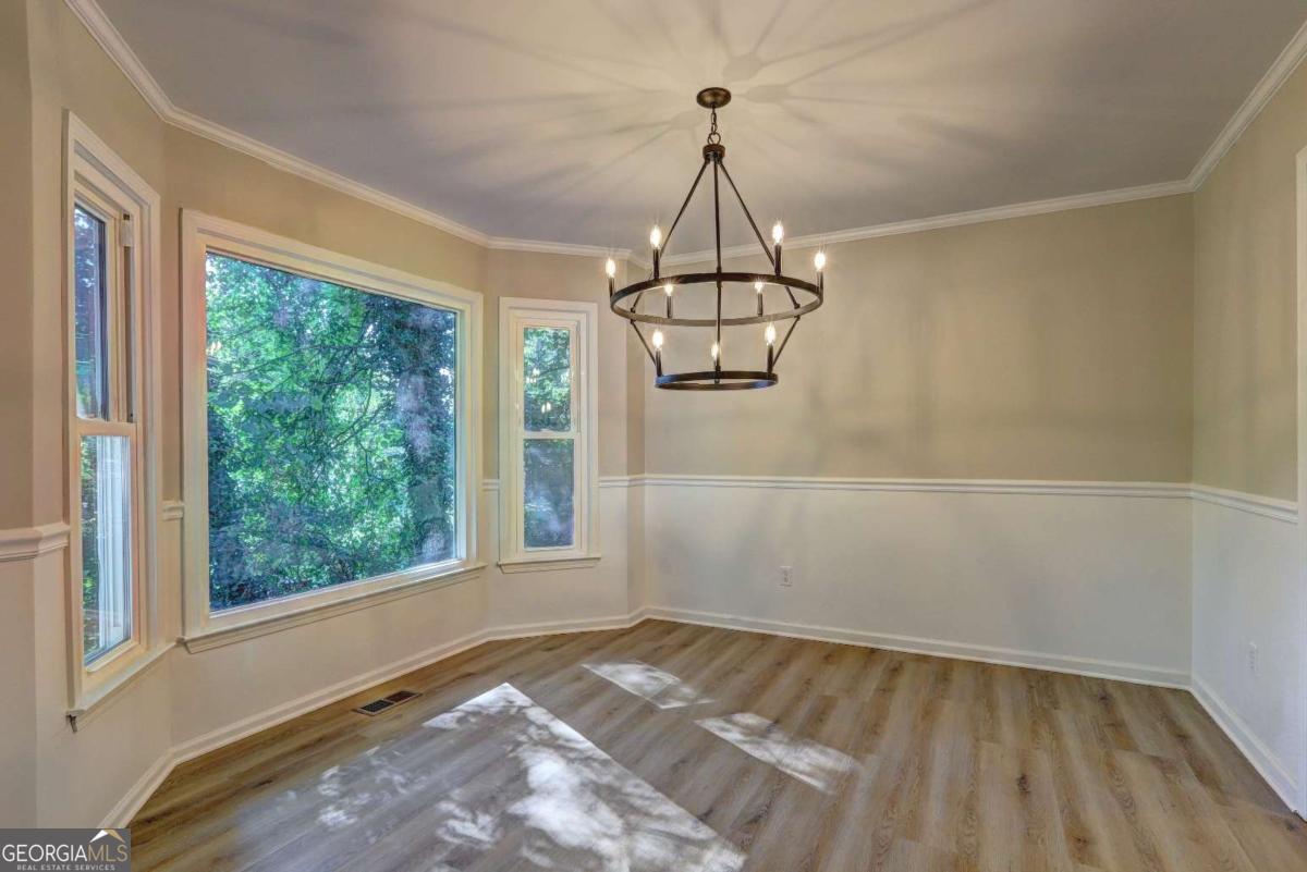 Lake Chase - Residential