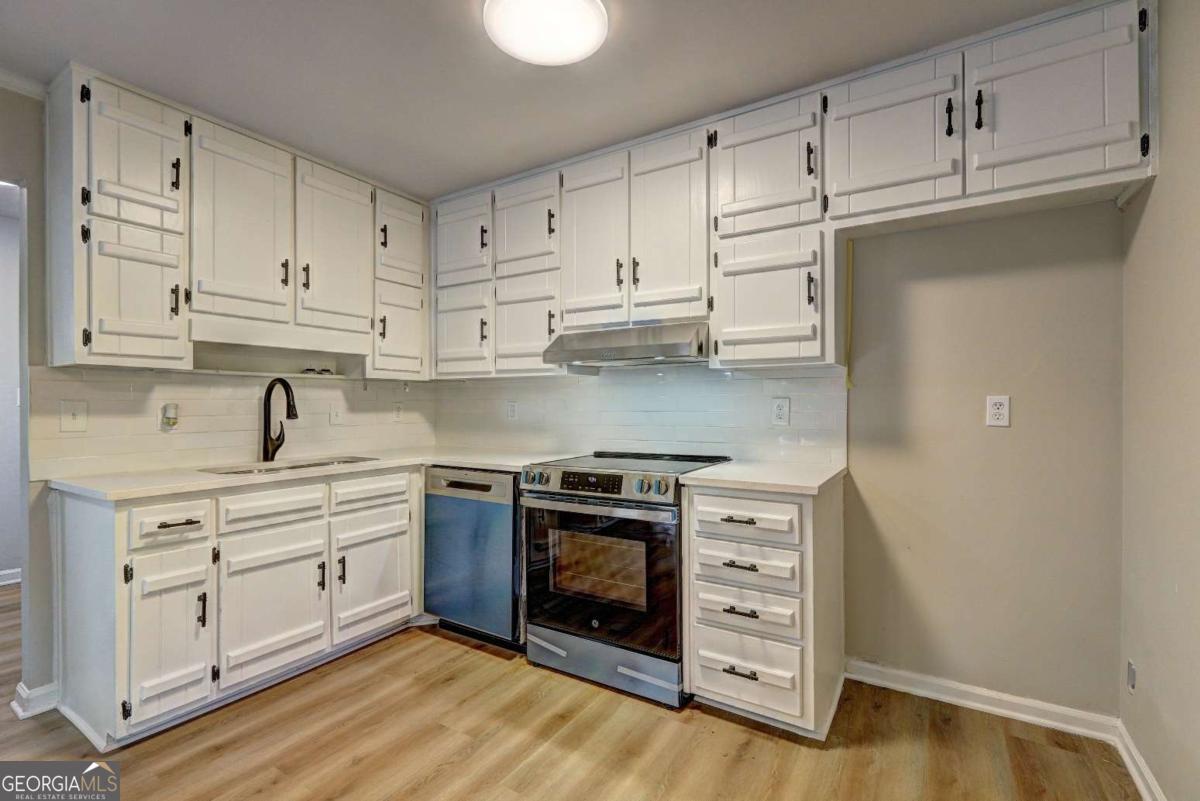 Lake Chase - Residential