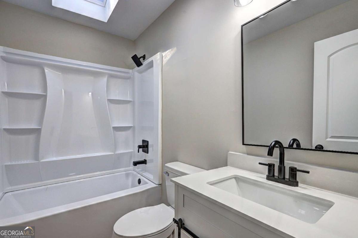 Lake Chase - Residential