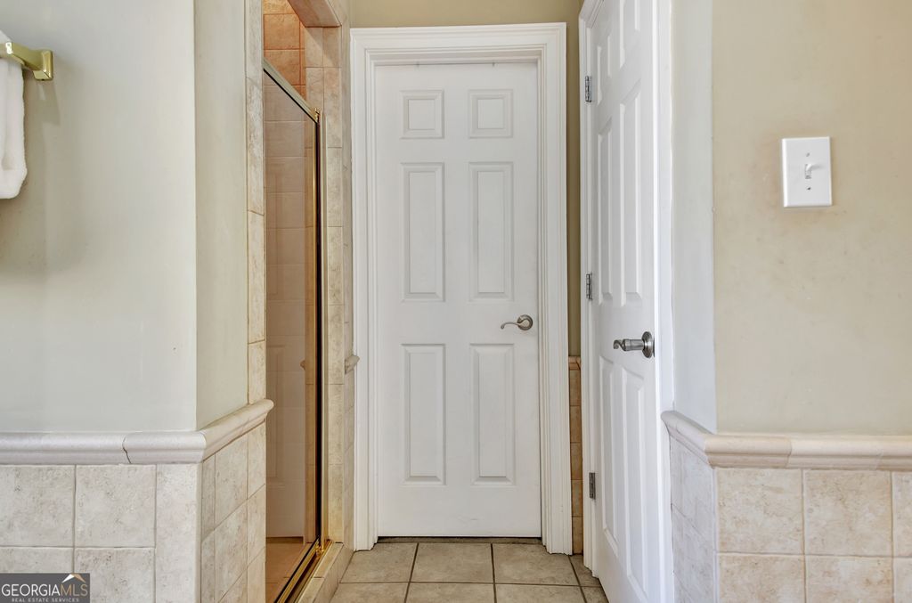 listing image 75
