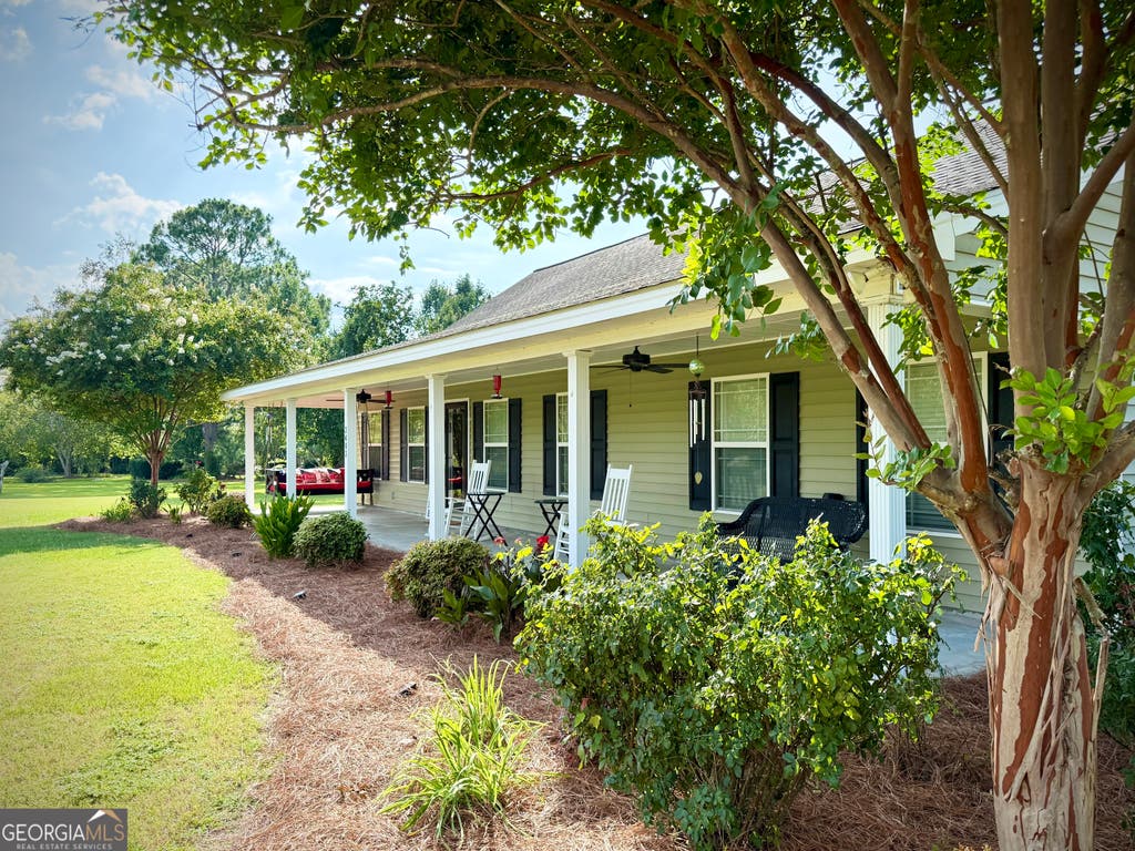 Photo of 2402 Zoar Road, Baxley, GA 31513 (MLS # 10808379)