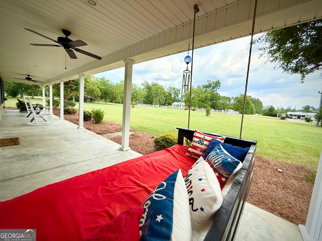 Photo of 2402 Zoar Road, Baxley, GA 31513 (MLS # 10808379)