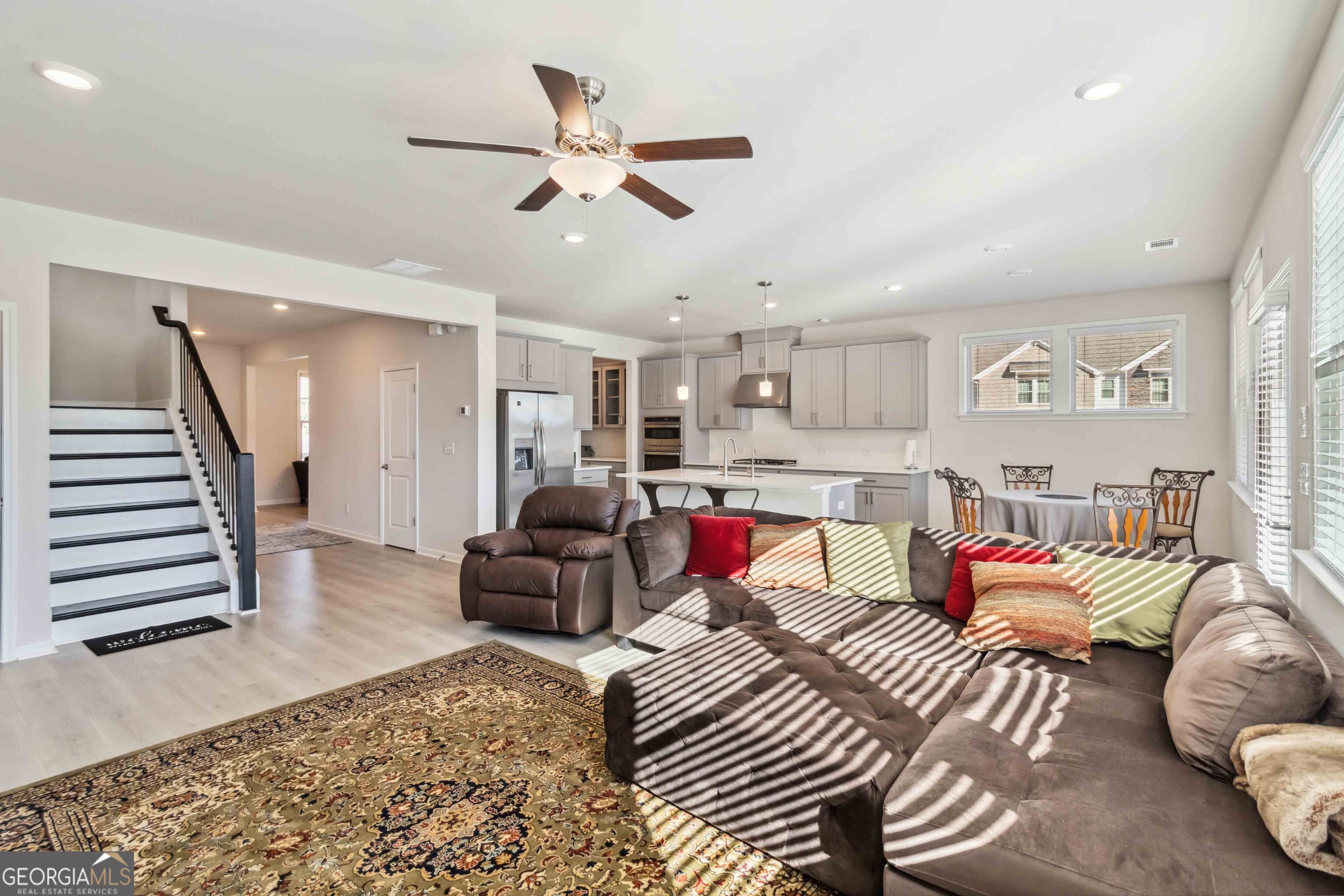 2131 Landsburg WAY