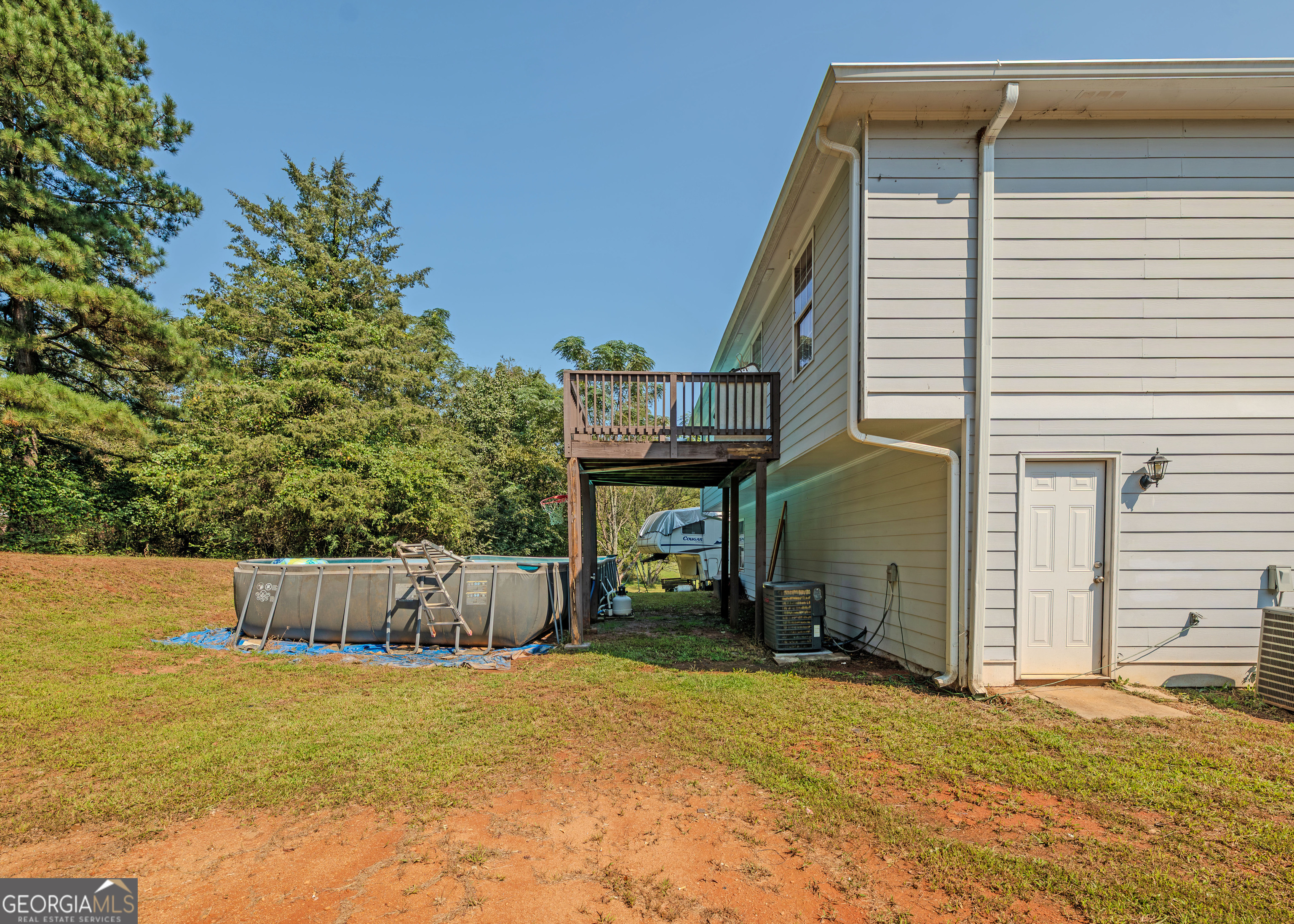 87 Little Milltown RD