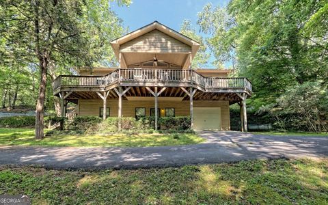 A home in Hiawassee