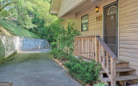 A home in Hiawassee