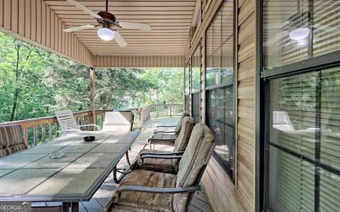 A home in Hiawassee