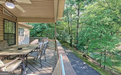 A home in Hiawassee