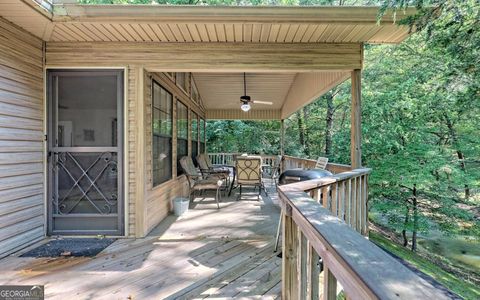 A home in Hiawassee