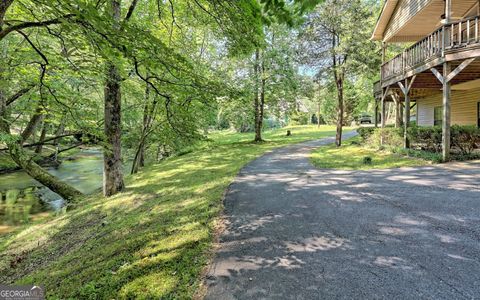 A home in Hiawassee