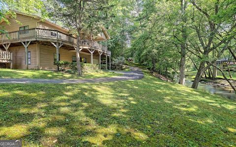 A home in Hiawassee