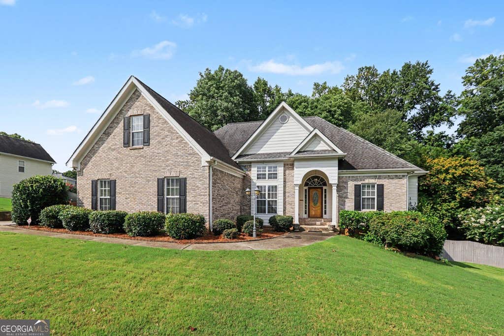 Photo of 1264 Harvest Lane, Hoschton, GA 30548 (MLS # 10833562)