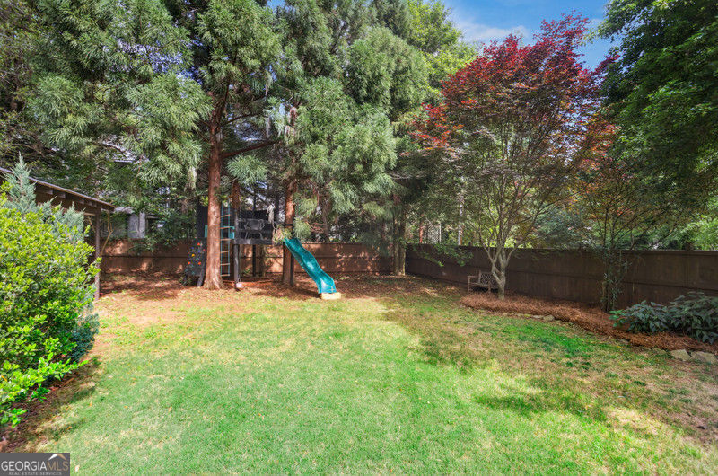 Avondale Estates, Georgia 30002, United States, 5 Bedrooms Bedrooms, ,5 BathroomsBathrooms,Residential,Pending,119574