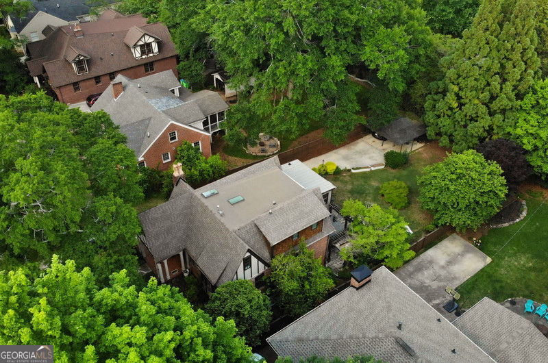 Avondale Estates, Georgia 30002, United States, 5 Bedrooms Bedrooms, ,5 BathroomsBathrooms,Residential,Pending,119574