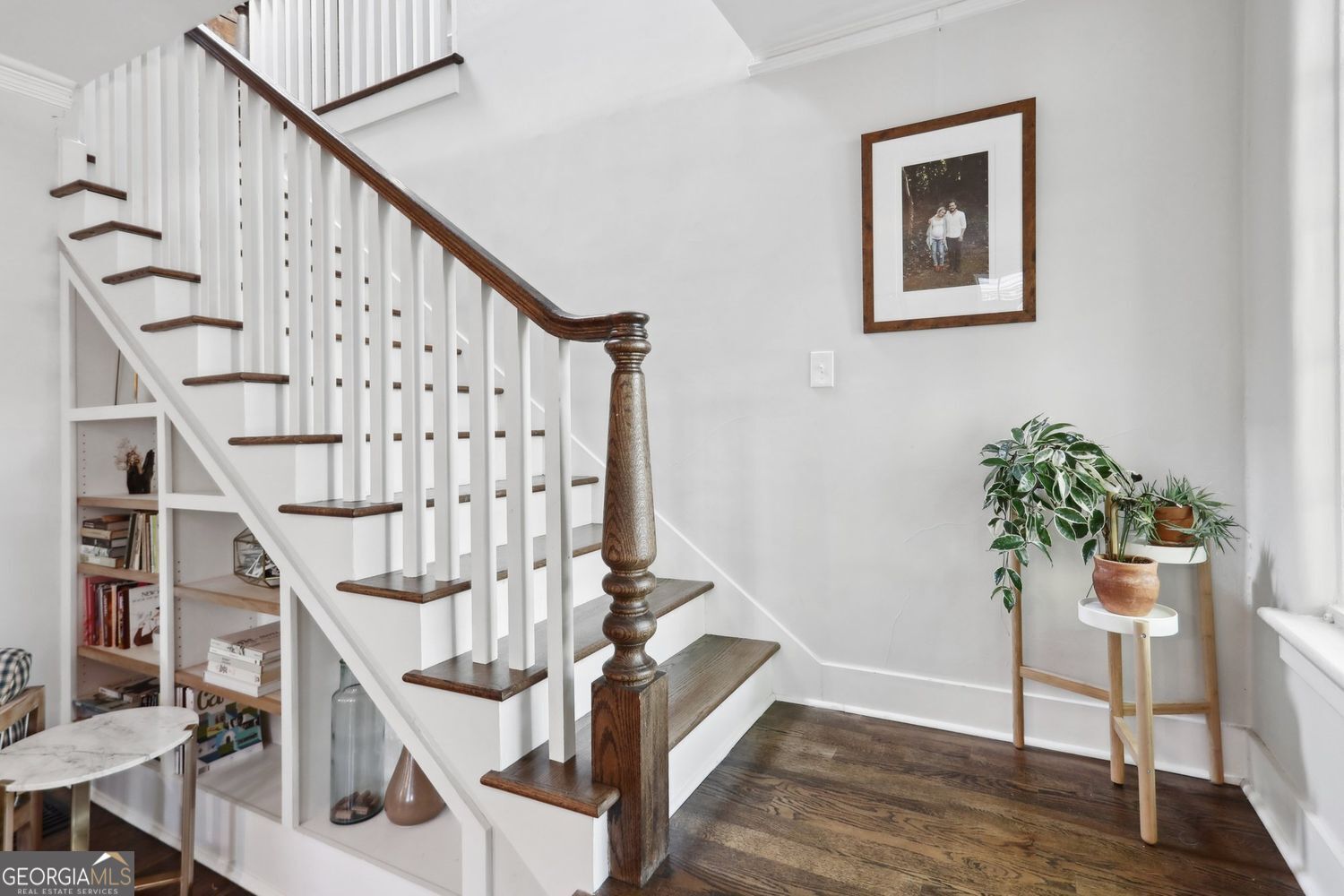 Avondale Estates, Georgia 30002, United States, 5 Bedrooms Bedrooms, ,5 BathroomsBathrooms,Residential,Pending,119574