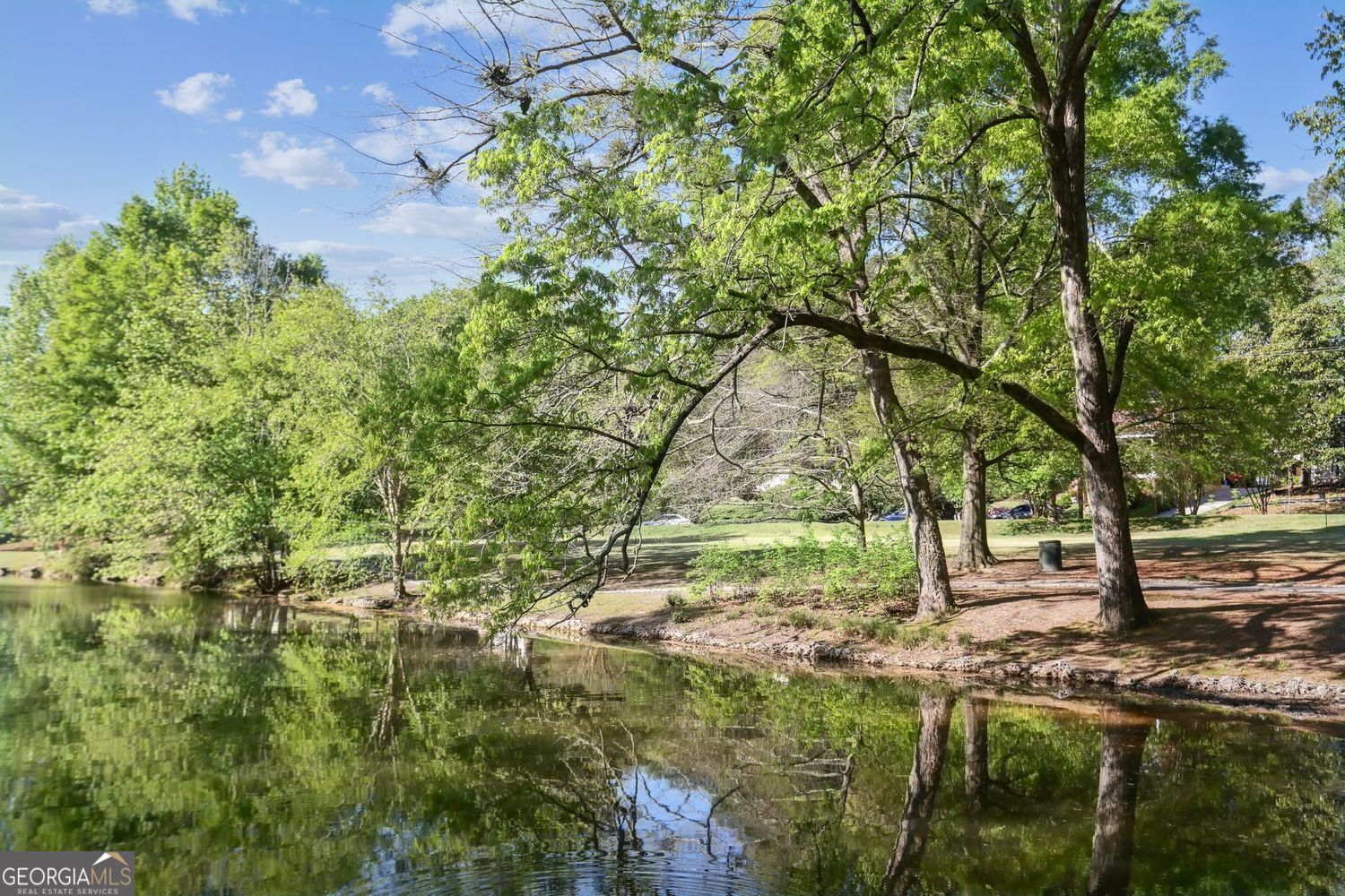 Avondale Estates, Georgia 30002, United States, 5 Bedrooms Bedrooms, ,5 BathroomsBathrooms,Residential,Pending,119574